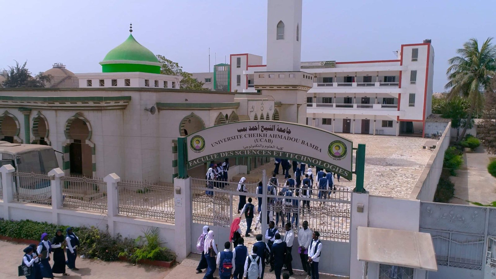 université cheikh ahmadou bamba,UCAB,enseignement supérieur Sénégal,formation diversifiée,insertion professionnelle