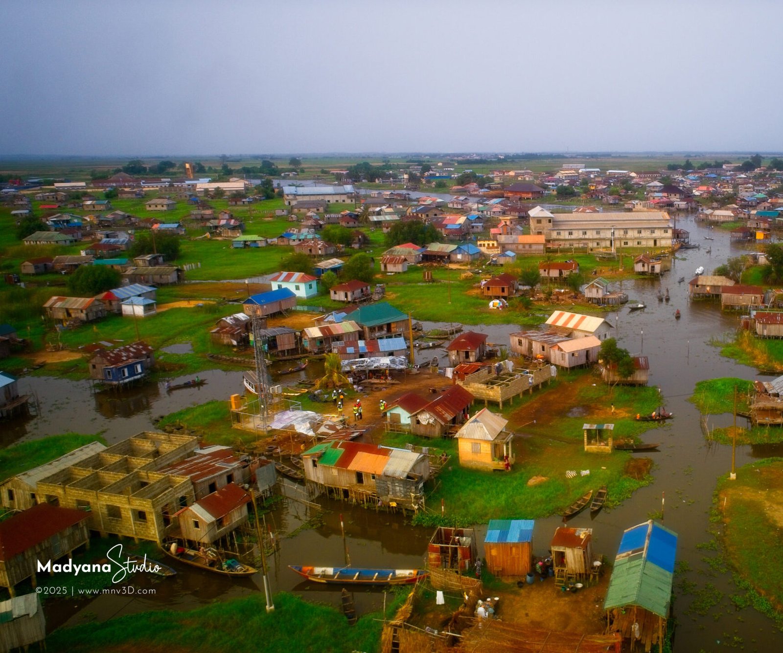 opérateur drone,pilote drone,opérateur drone Sénégal,pilote de drone Dakar,prise de vue aérienne Afrique de l'Ouest,vidéo par drone Sénégal,réalisation vidéo aérienne,photographie aérienne,drone pour documentaire,drone publicitaire Sénégal,couverture événementielle drone,Madyana Studio,drone professionnel,pilotes réalisateurs,Mouvement Aérien,L'Art du Mouvement Aérien