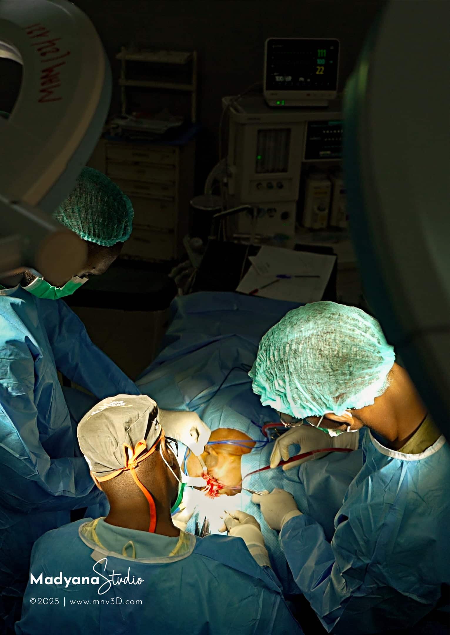 Équipe médicale en pleine opération chirurgicale à l'hôpital de Ziguinchor.